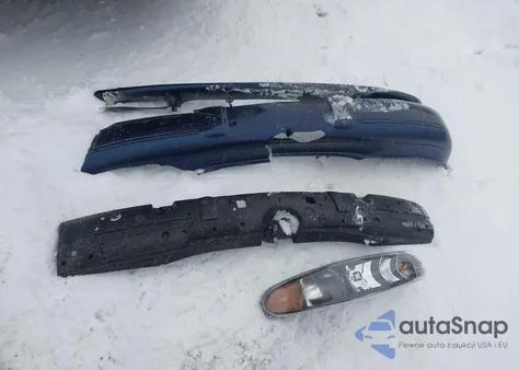 2002 Buick Century Custom из США, поврежденный, VIN 2G4WS52J721167353